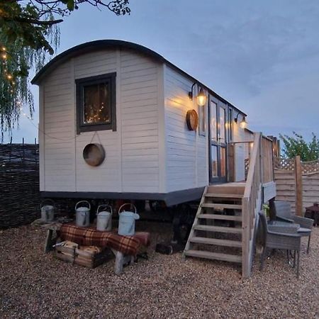 Villa The Cosy Hut Faversham Exterior foto