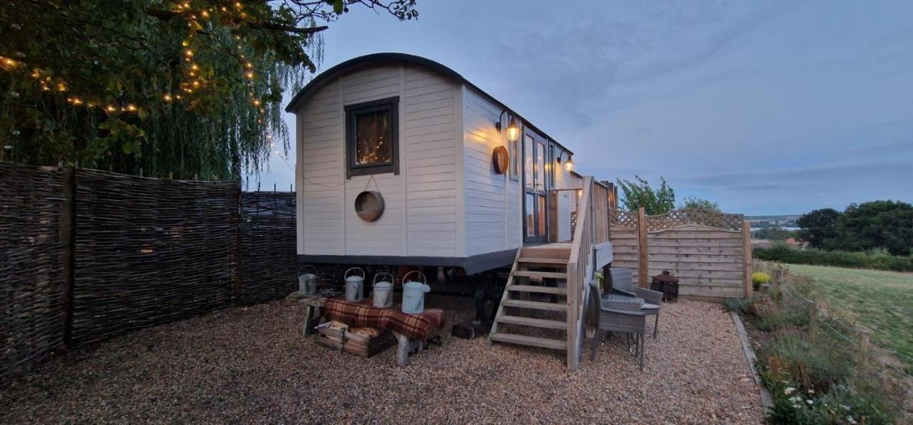 Villa The Cosy Hut Faversham Exterior foto